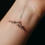 25 Stunning Small Tattoo Ideas That Feel Meaningful and Chic